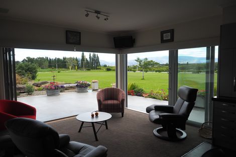 Photo of property in 136 Earnscleugh Road, Earnscleugh, Alexandra, 9391