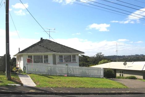 Photo of property in 3/94-96 Verran Road, Birkdale, Auckland, 0626