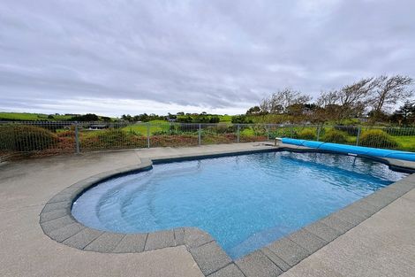 Photo of property in 1435 Old North Road, Helensville, 0875