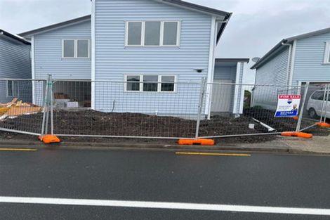 Photo of property in 25 Stitchbird Crescent, Papakura, 2110