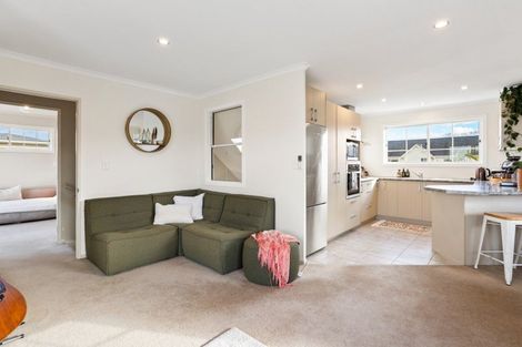Photo of property in 5 Wells Place, Whitianga, 3510