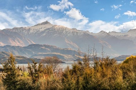 Photo of property in 98 Hunter Crescent, Wanaka, 9305