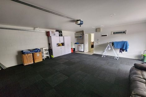 Photo of property in 3/10 Salford Crescent, Flat Bush, Auckland, 2019