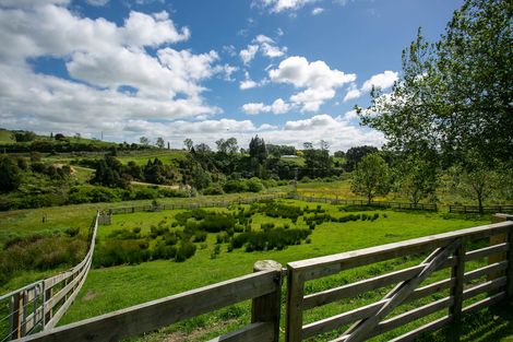 Photo of property in 15 Riverside Lane, Karapiro, Cambridge, 3494