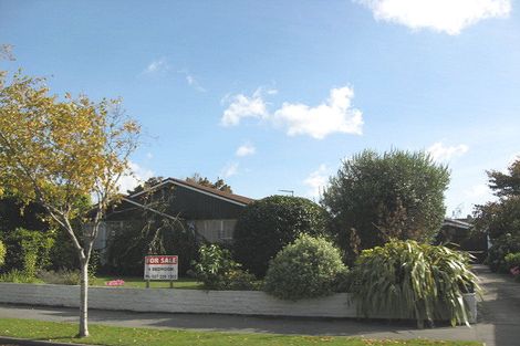 Photo of property in 46 Solway Avenue, Ilam, Christchurch, 8041