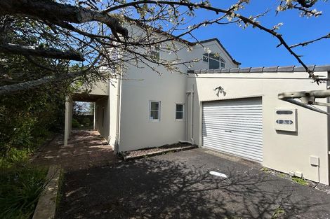 Photo of property in 2/991 Beach Road, Torbay, Auckland, 0630