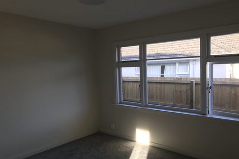 Photo of property in 122 Maidstone Road, Ilam, Christchurch, 8041