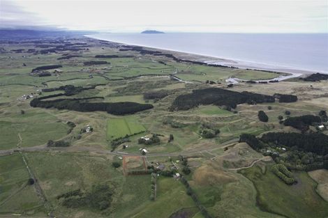 Photo of property in 618 Muhunoa Road West, Ohau, Levin, 5570