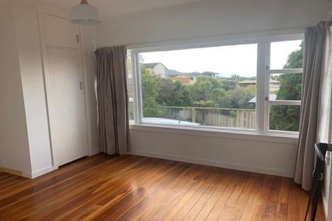 Photo of property in 2/36 Masterton Road, Rothesay Bay, Auckland, 0630