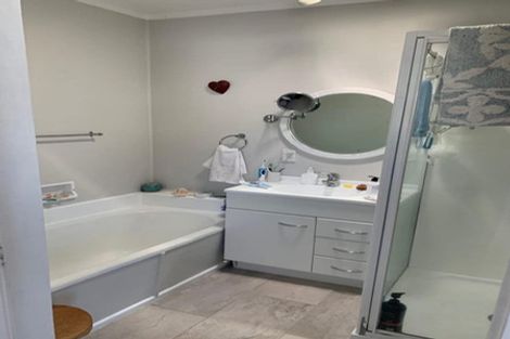 Photo of property in 58b Aorangi Road, Paraparaumu, 5032