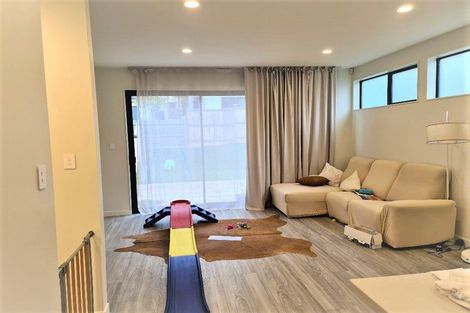 Photo of property in 1 Waka Street, Albany Heights, Auckland, 0632