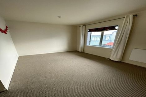 Photo of property in 12/93a Kelburn Parade, Kelburn, Wellington, 6012