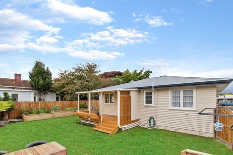 Photo of property in 86 Whatawhata Road, Dinsdale, Hamilton, 3204