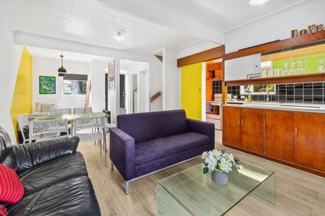 Photo of property in 100 Lake Road, Koutu, Rotorua, 3010