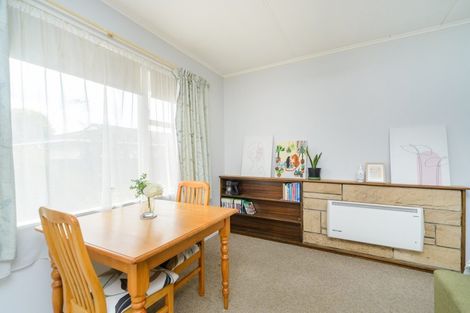 Photo of property in 2/360 College Street, West End, Palmerston North, 4410