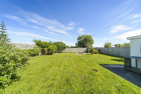 Photo of property in 43 Sutherland Crescent, Westbrook, Palmerston North, 4412