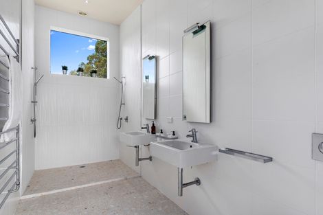 Photo of property in 197 Rodney Road, Whangateau, 0985