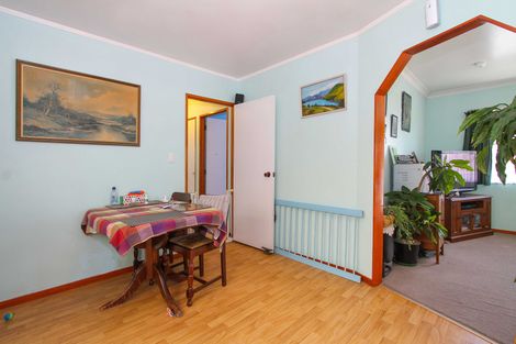 Photo of property in 22 Zingaro Place, Massey, Auckland, 0614