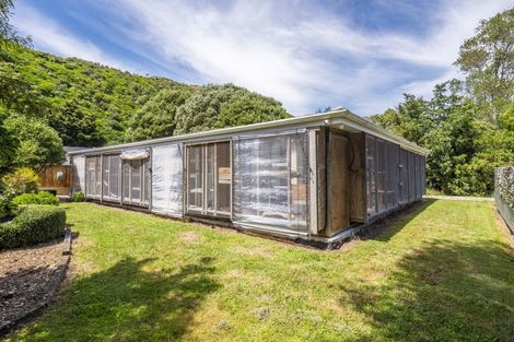 Photo of property in 222 Main Road South, Raumati South, Paraparaumu, 5032