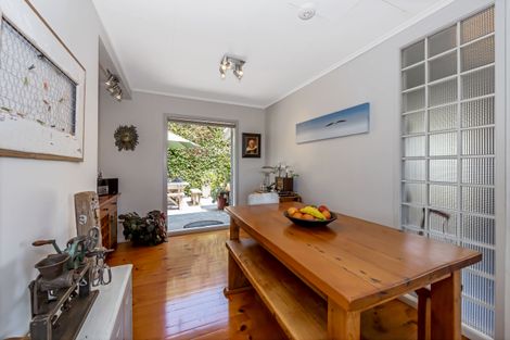 Photo of property in 31 Monyash Road, Manly, Whangaparaoa, 0930