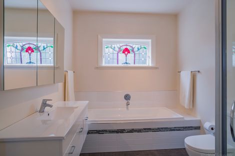 Photo of property in 16 Grasmere Street, Waimataitai, Timaru, 7910