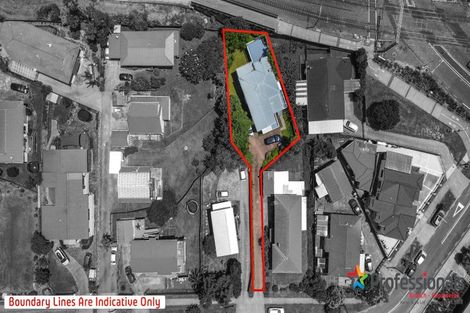 Photo of property in 7 Donegal Street, Avondale, Auckland, 0600