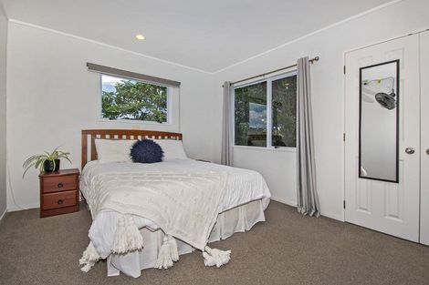 Photo of property in 32 Ridgeway Drive, Te Kamo, Whangarei, 0112