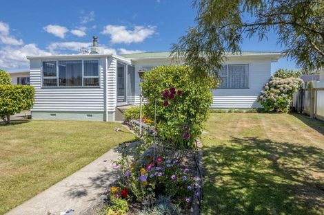Photo of property in 20 Stirling Street, Levin, 5510