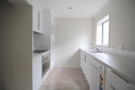 Photo of property in 15/13 Kaihu Street, Northcote, Auckland, 0627