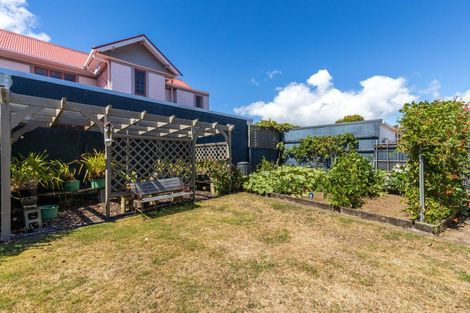 Photo of property in 40 Frank Wilson Terrace, Welbourn, New Plymouth, 4312