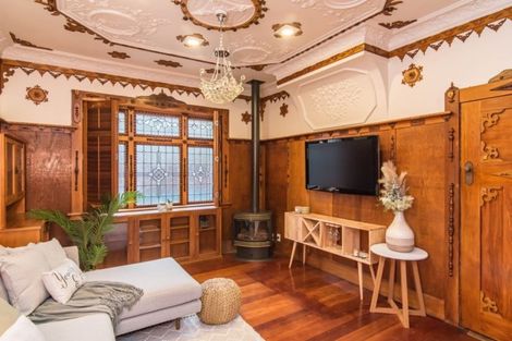 Photo of property in 28 Reef Street, Island Bay, Wellington, 6023