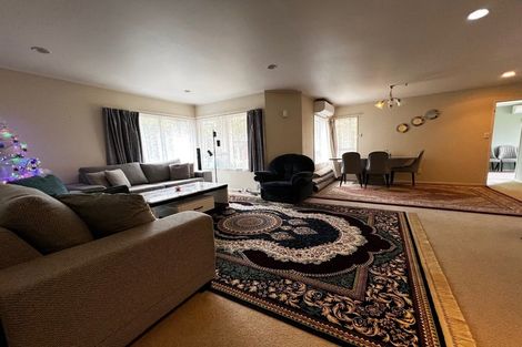 Photo of property in 7 Godwin Court, Unsworth Heights, Auckland, 0632