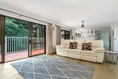 Photo of property in 8 Deodar Place, Totara Heights, Auckland, 2105
