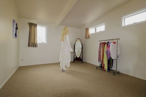 Photo of property in 38 London Street, Eltham, 4322