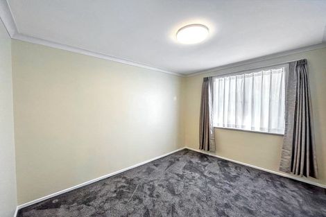 Photo of property in 5 Raupo Street, Castlecliff, Whanganui, 4501