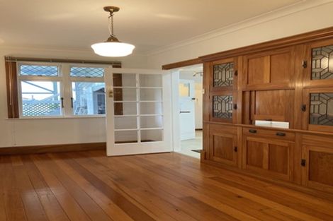 Photo of property in 195 Derwent Street, Island Bay, Wellington, 6023