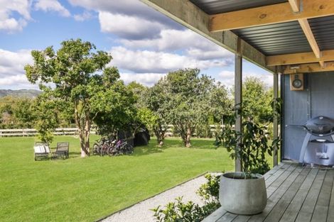 Photo of property in 212 Monument Road, Clevedon, Papakura, 2582