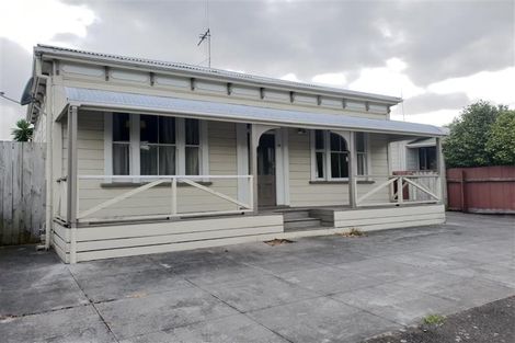 Photo of property in 49 Lombard Street, Palmerston North, 4410