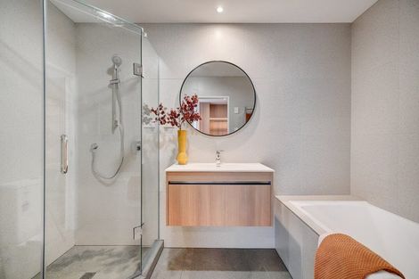 Photo of property in 4 Tiller Street, Hobsonville, 0616