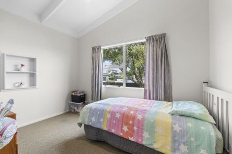 Photo of property in 219 Parklands Avenue, Bell Block, New Plymouth, 4312