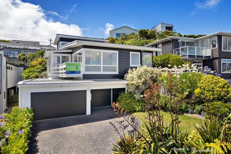 Photo of property in 42 Lohia Street, Khandallah, Wellington, 6035