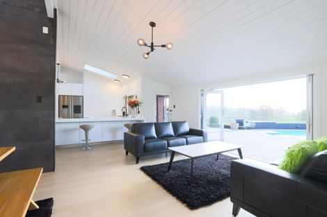 Photo of property in 74 Wallace Road, Temple View, Hamilton, 3289