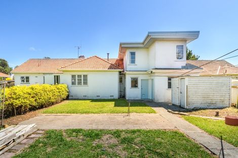Photo of property in 248 College Street, West End, Palmerston North, 4412