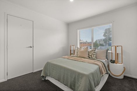 Photo of property in 2 Coprosma Close, Papamoa Beach, Papamoa, 3118