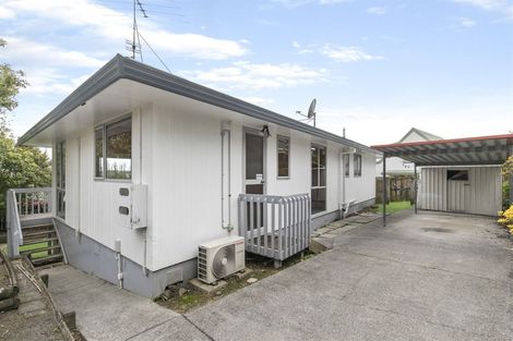 Photo of property in 1/30 Barbados Drive, Unsworth Heights, Auckland, 0632