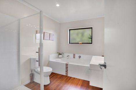 Photo of property in 88 Te Arei Road, Lepperton, New Plymouth, 4373