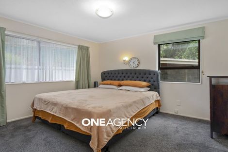 Photo of property in 27a Shackle Lane, Whitby, Porirua, 5024