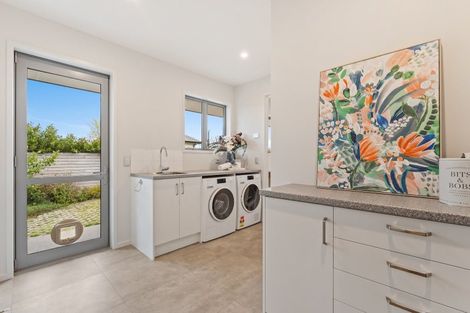 Photo of property in 5 Shearwater Lane, Point Wells, 0986