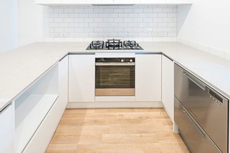 Photo of property in 9 Waituarua Drive, Takanini, 2112