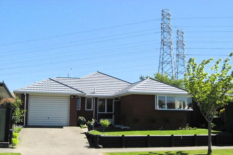 Photo of property in 1 Ilfracombe Place, Burnside, Christchurch, 8053